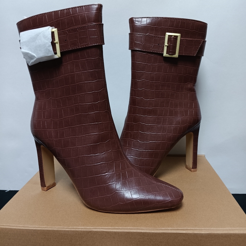 Journee Collection ELANIE brown size 9